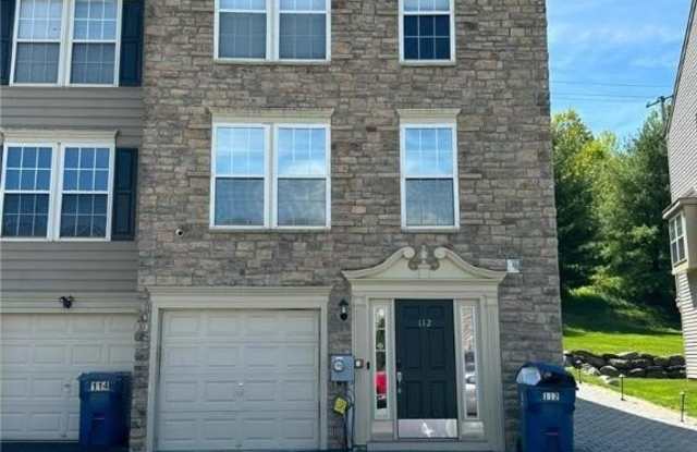 112 Knollwood Drive - 112 Knollwood Drive, Northampton County, PA 18042