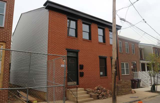 Completely Renovated 3 bedroom, 2 bath apartment in Wilmington, DE for rent, $2,149.00 - 811 Bennett Street, Wilmington, DE 19801
