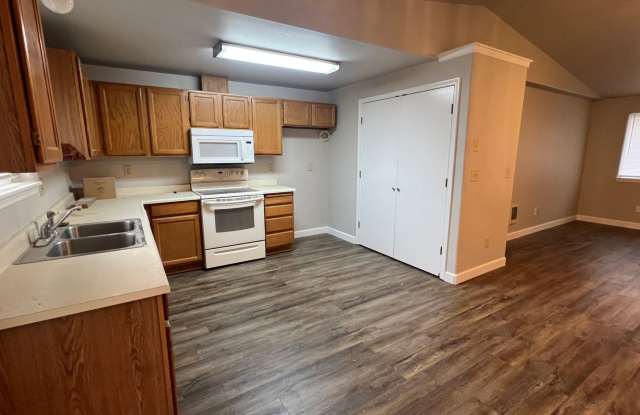 Single level home in Redmond! photos photos