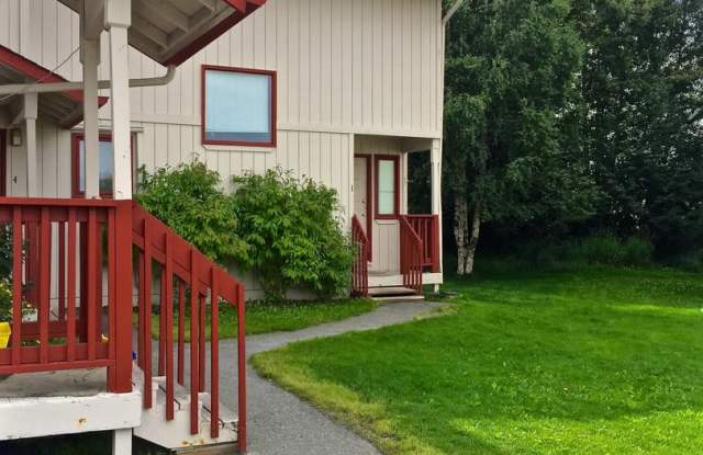 South Anchorage Beautiful 3 bed unit with washer/dryer in a 4-plex on quite cul de sac photos photos