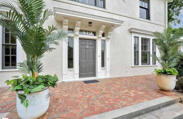 812 W Whitner Street Gallery 2