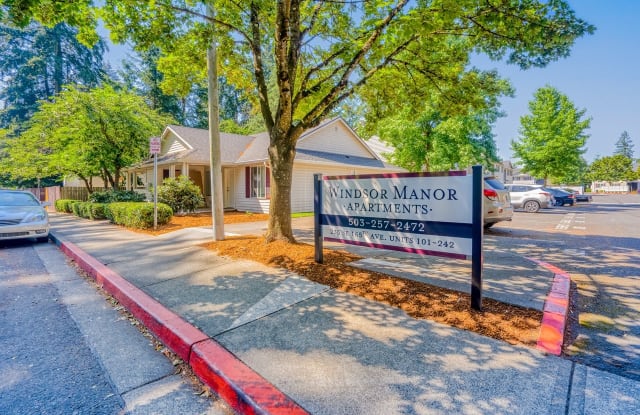 Windsor Manor photos photos
