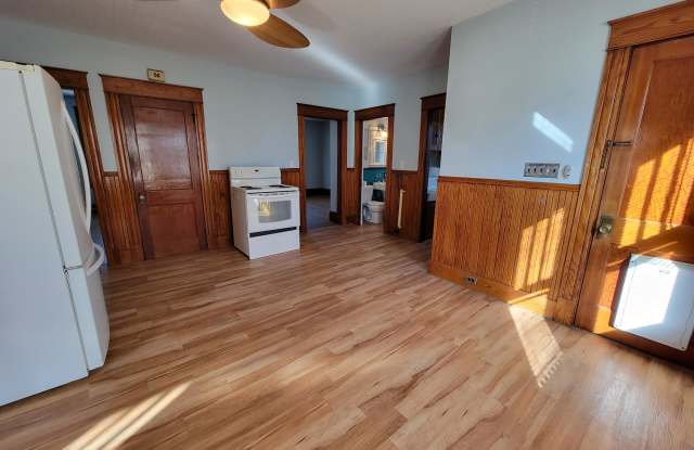 106 Riverside Drive - 2 - 106 Riverside Drive, Auburn, ME 04210