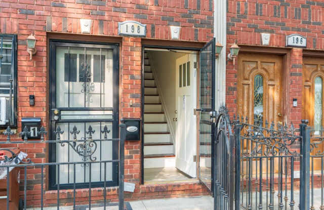 198 Stuyvesant Ave Gallery 3