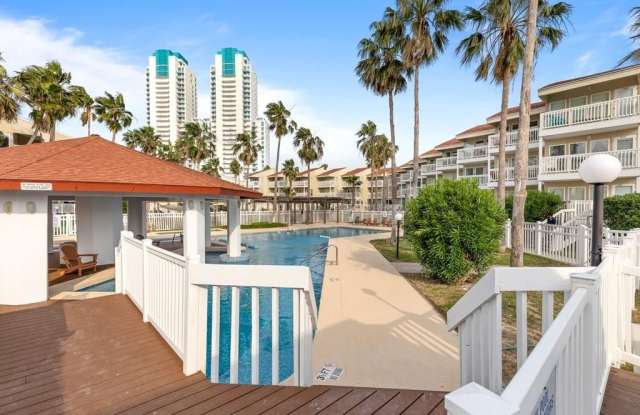 200 Padre Blvd. photos photos