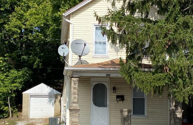 137 East Sixth Street - 137 E 6th St, Franklin, OH 45005