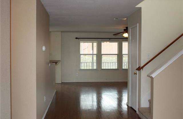 1013 Charlotte Drive Gallery 3