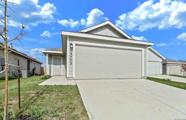 13723 Bucket Way photos photos