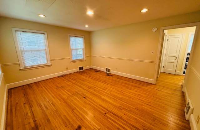 3 Bedroom 1 Bath House Gallery 3