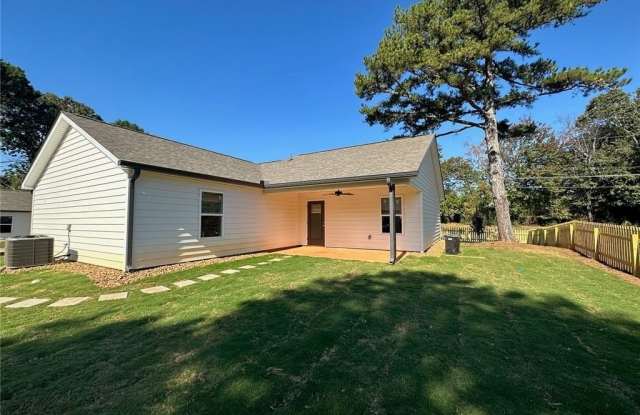 5907 Maiden Lane Gallery 1