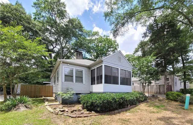 Spacious 3BR/2BA Home Near Marietta Square!! photos photos