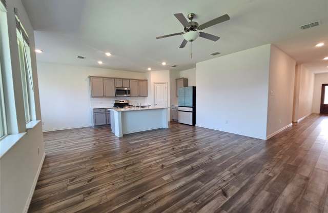 1216 Smoketree Lane Gallery 4