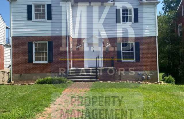 2 Bedroom 1 Bath Duplex in Grandin/Raleigh Court Area photos photos