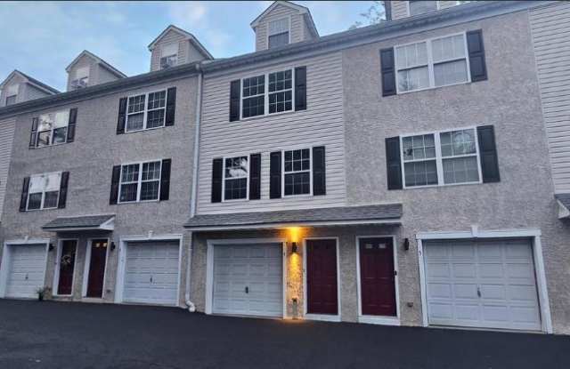 238 East Gay Street - 4 photos photos