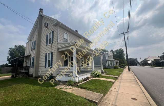 2 Bedroom 1 Bath apartment with off street parking and a flat yard in Dallastown School District photos photos