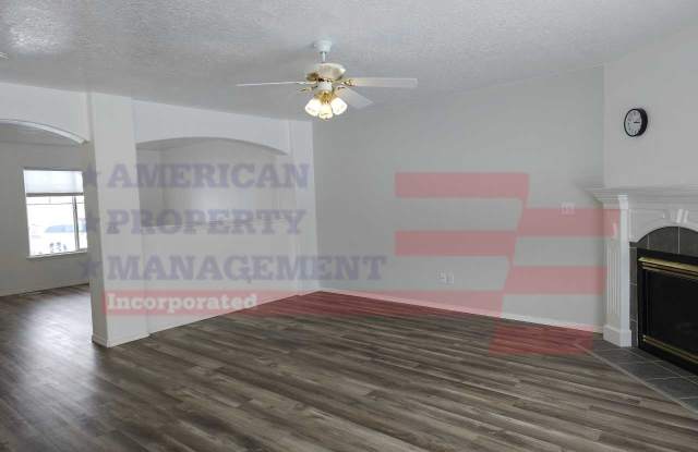 1895 West Mountain Pointe Avenue Gallery 3