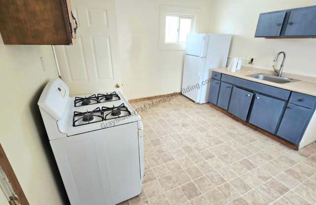 2223 Peach Street - 4 photos photos