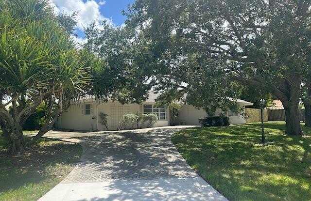 10881 Magnolia Street photos photos