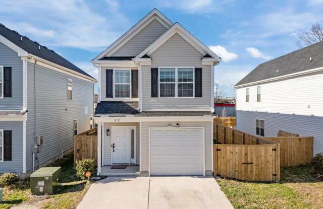 812 Somb Moore Way photos photos