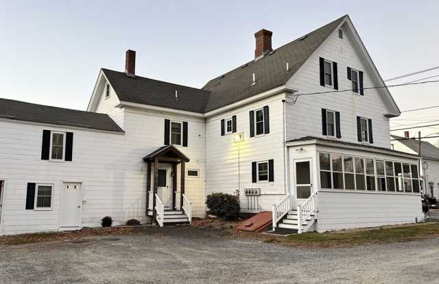 234 Main St - 234 Main Street, Townsend, MA 01469
