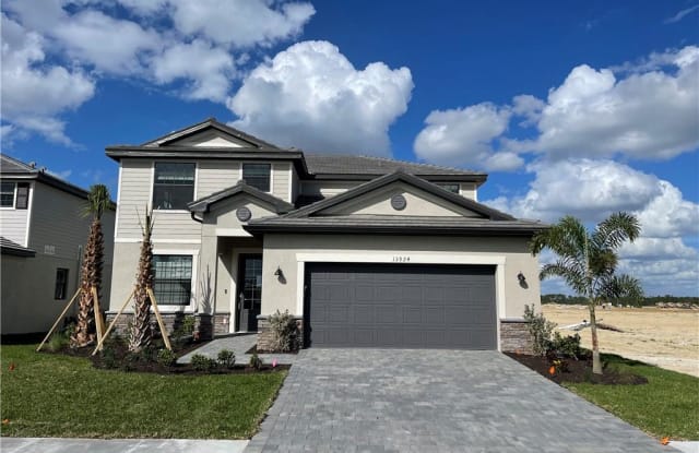 13924 Pine Lodge LN - 13924 Pine Lodge Ln, Gateway, FL 33913