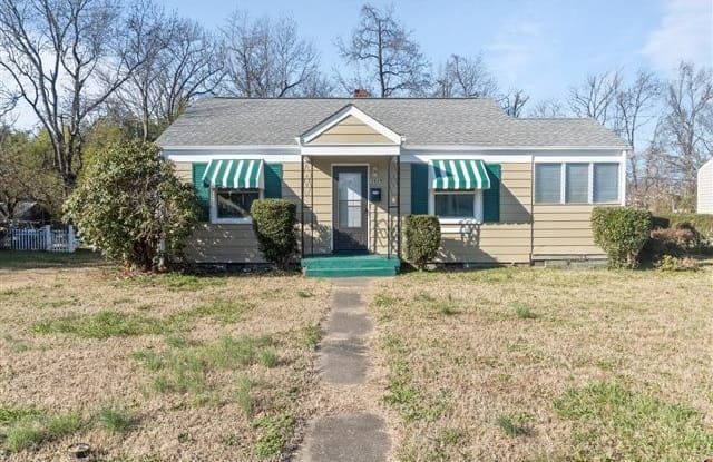 3926 W Chatham Drive - 3926 West Chatham Drive, Henrico County, VA 23222
