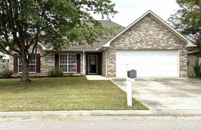 3 Bed 2 Bath Home In Calera With 2 Car Garage And Fenced In Back Yard photos photos