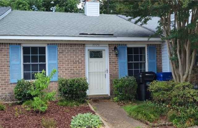 3926 Roebling Lane Gallery 1