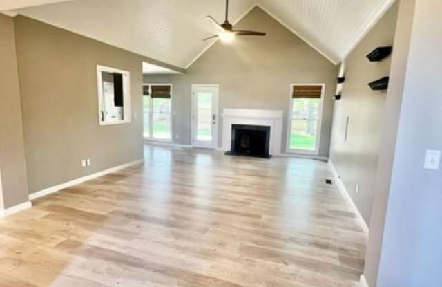 8933 Shadow Ridge Drive Gallery 4