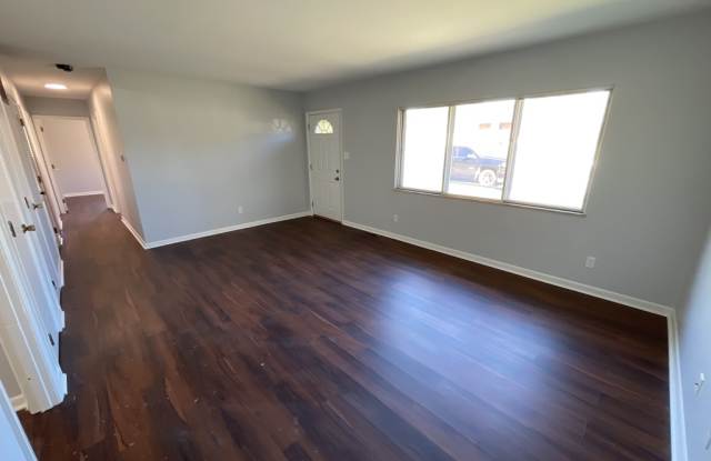 3306 Elman Drive Gallery 3