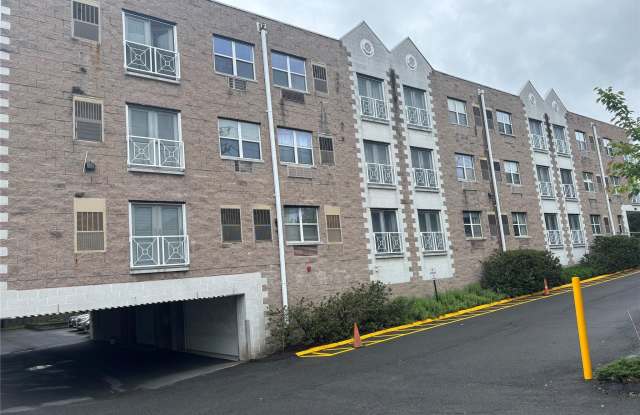 501 N Barry Avenue photos photos