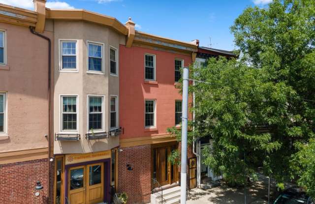 309 E GIRARD Avenue Gallery 2