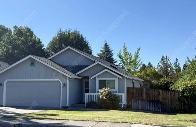 Single-Level Living in a Prime NE Bend Location photos photos