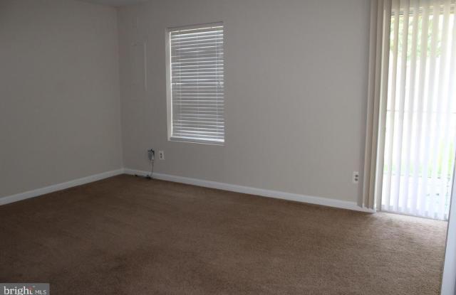 112 BENTLEY Court Gallery 3