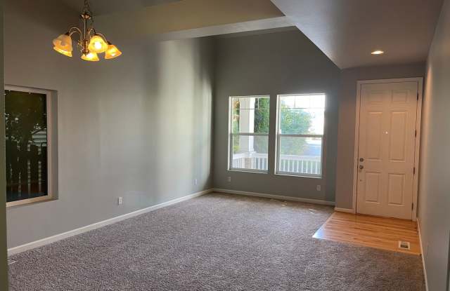 4bd 2.5 bath in Crosswater Neighborhood photos photos