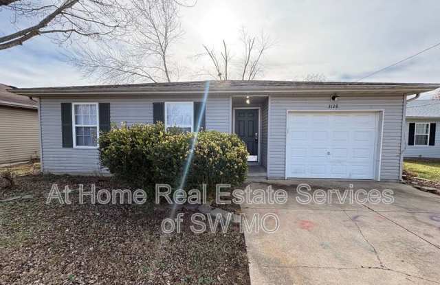3128 W College St - 3128 West College Street, Springfield, MO 65802