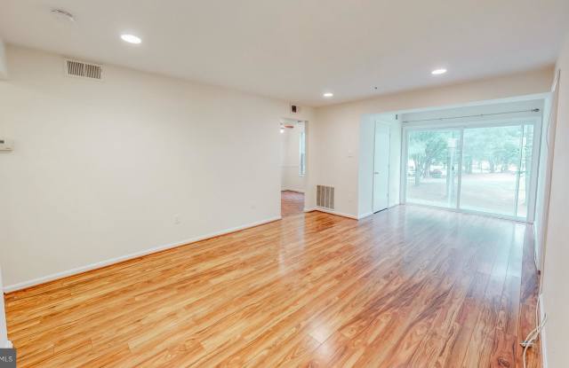 2505 MC VEARY COURT Gallery 4