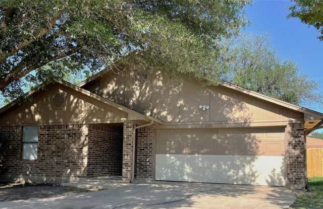 8542 James Court - 8542 James Court, White Settlement, TX 76108