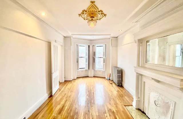 122 Saint Marks Ave # 3 Gallery 1
