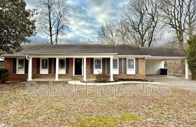1401 Locust Drive - 1401 Locust Drive, Jonesboro, AR 72401