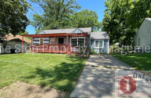 Charming 3-bedroom, 2-bath home in Independence photos photos
