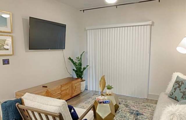 12440 Dessau Rd Gallery 2
