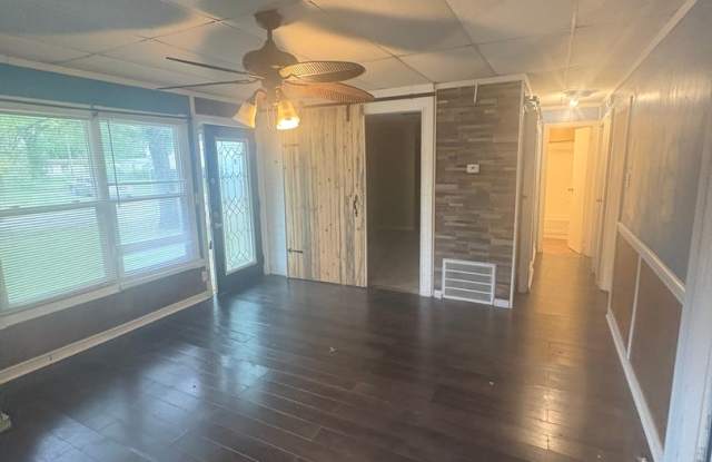 Section 8 approved 3 bedroom 1 bathroom home for rent in Cahokia Gallery 3