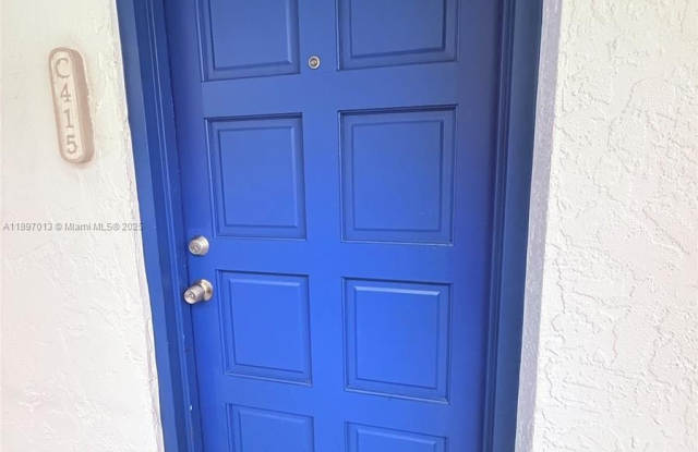 777 NE 62nd St photos photos