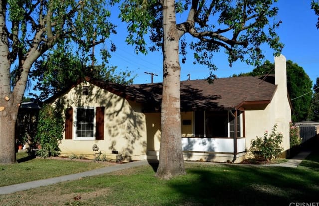6956 Chimineas Avenue - 6956 Chimineas Avenue, Los Angeles, CA 91335
