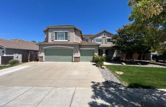 Beautiful 4 Bedroom 3 Bathroom in Quiet Neighborhood photos photos
