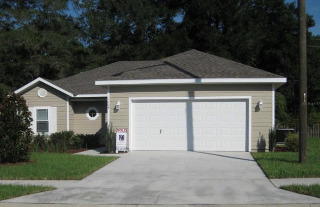1604 SW 66TH DRIVE - 1604 Southwest 66th Drive, Gainesville, FL 32607