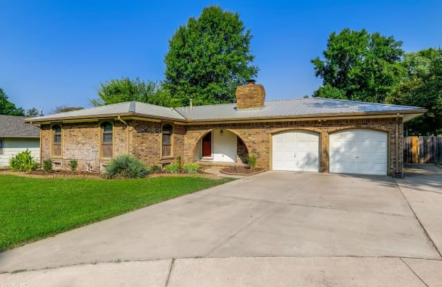 1306 N Brookfield Ln - 1306 Brookfield Lane, Derby, KS 67037