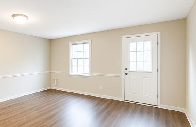 648 Valley Crest Dr photos photos