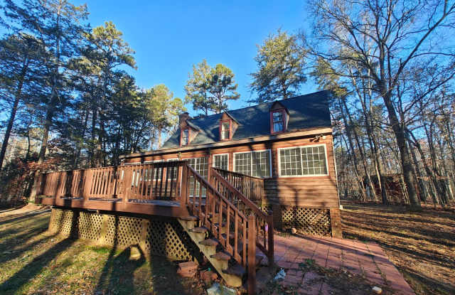 # bedroom home nestled in the woods Gallery 4